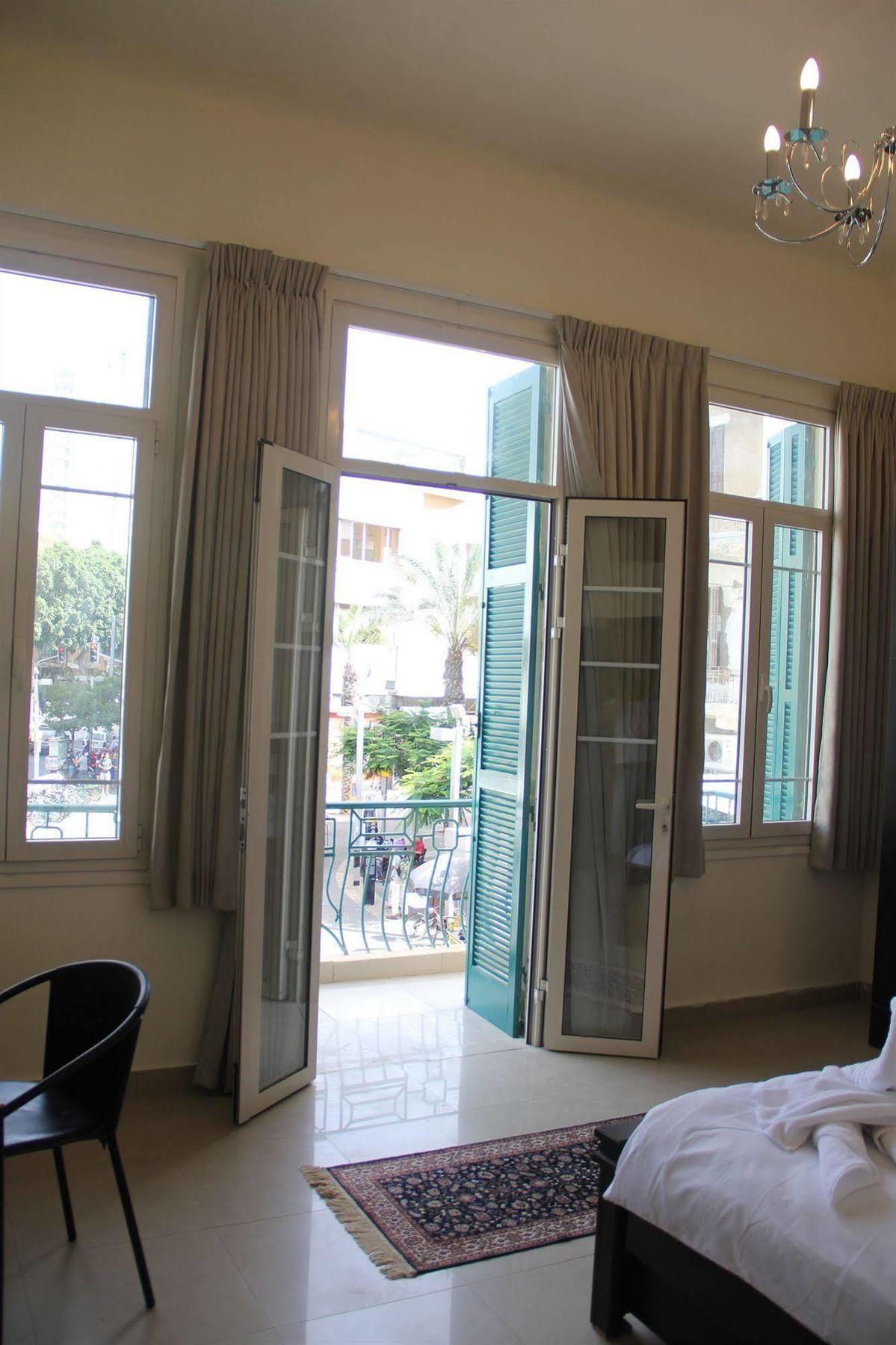 Allenby Bauhaus Apartments Tel Aviv Exterior foto